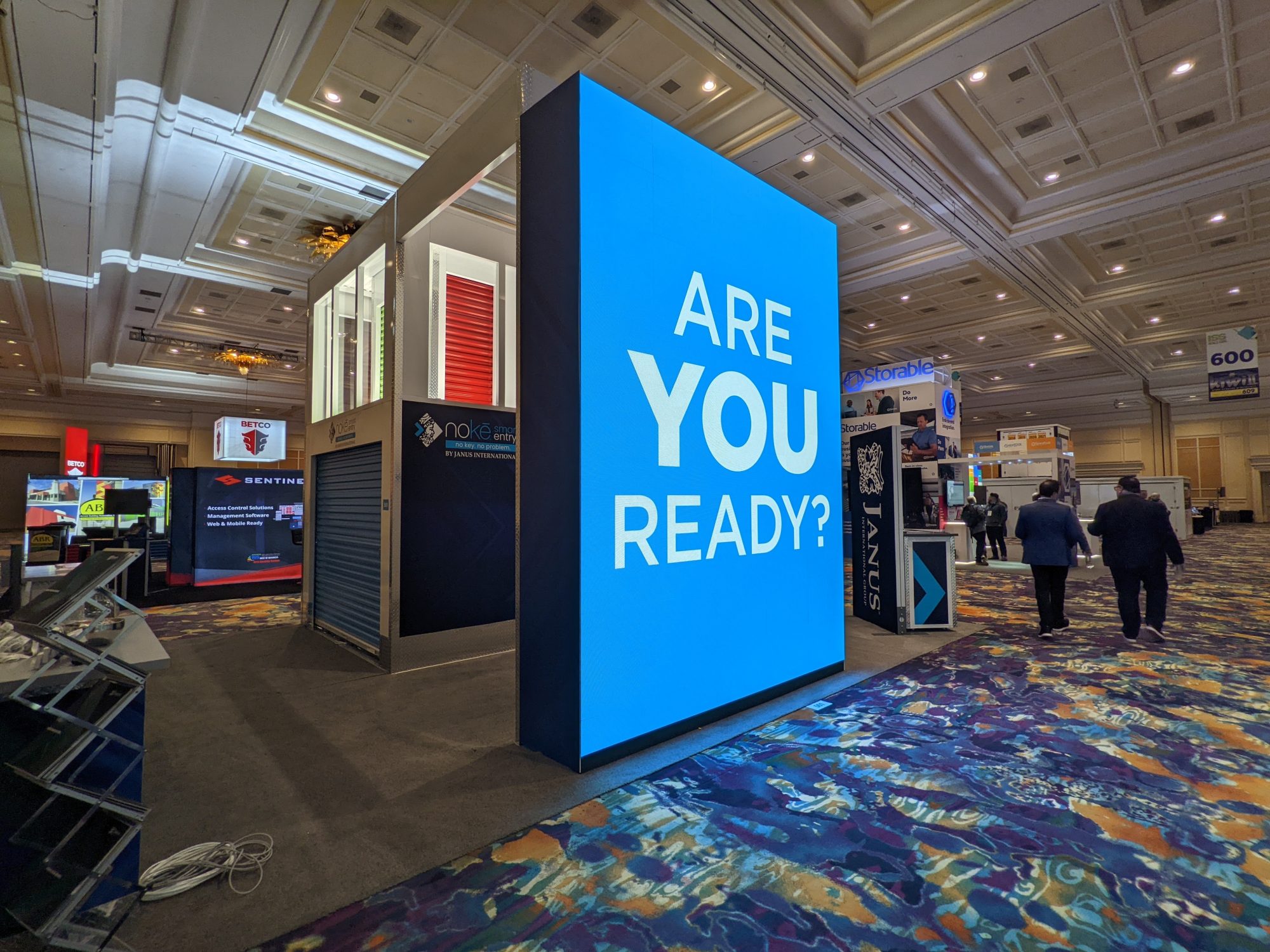 STAND OUT IN THE CROWD: EVENT BOOTH EXPOS GO DIGITAL